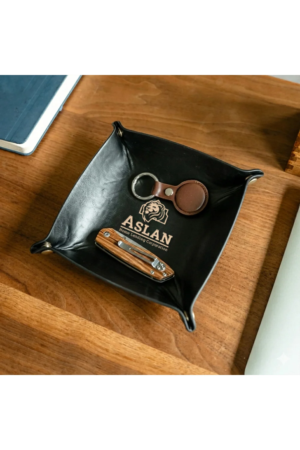 Alternative view of Catchall Tray